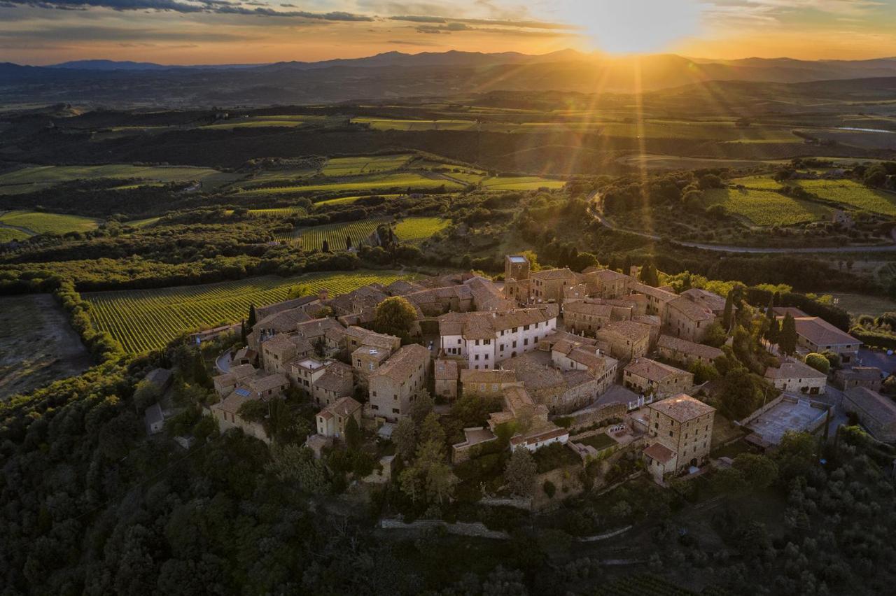 La Togata Hotellerie De Charme Relais Il Terrazzo Монтальчино Екстер'єр фото